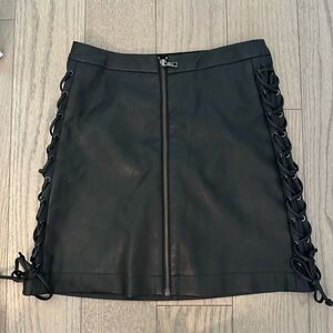 BCBGMAXAZRIA Black Faux Leather Skirt XS